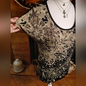 French Blue Lady's Baroque Tee Metallic Gold/Black